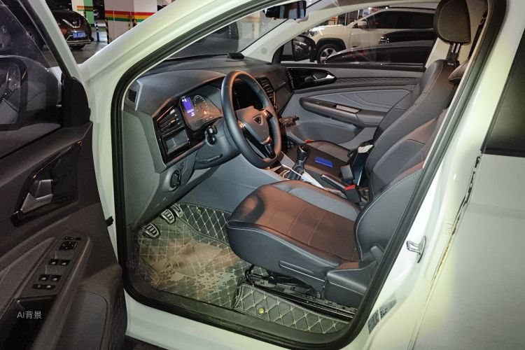 VS5 2020 car image #18