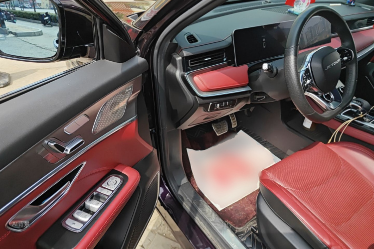 X70 PLUS 2021 car image #18
