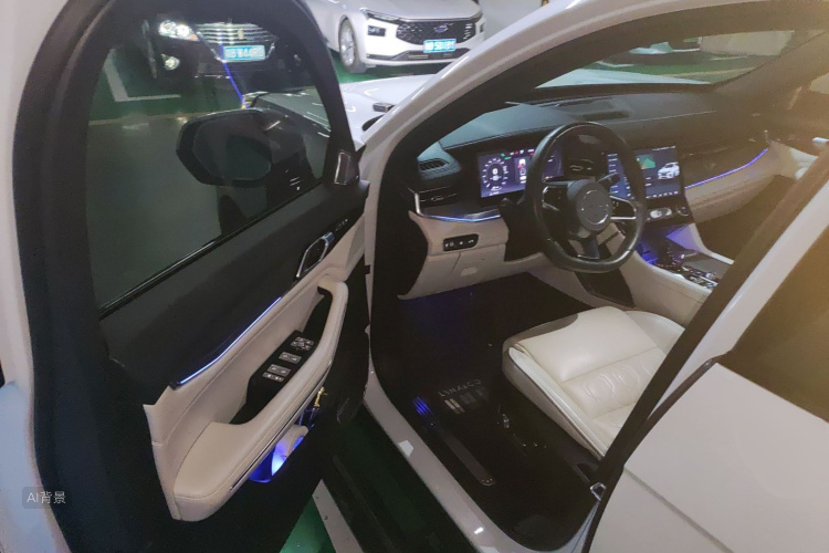 Lynk & Co 09 2022 car image #18