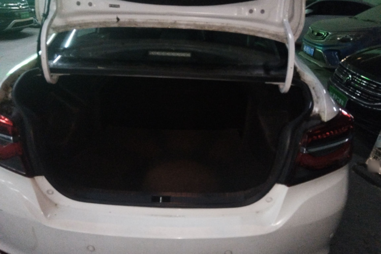 Vios 2022 car image #18