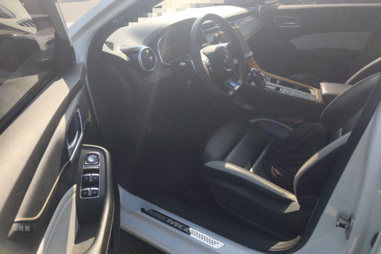 MG 6 2021 immagine di auto #18