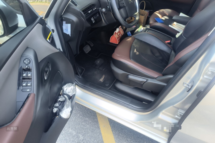 Citroen C4 PICASSO 2017 صورة سيارة #18