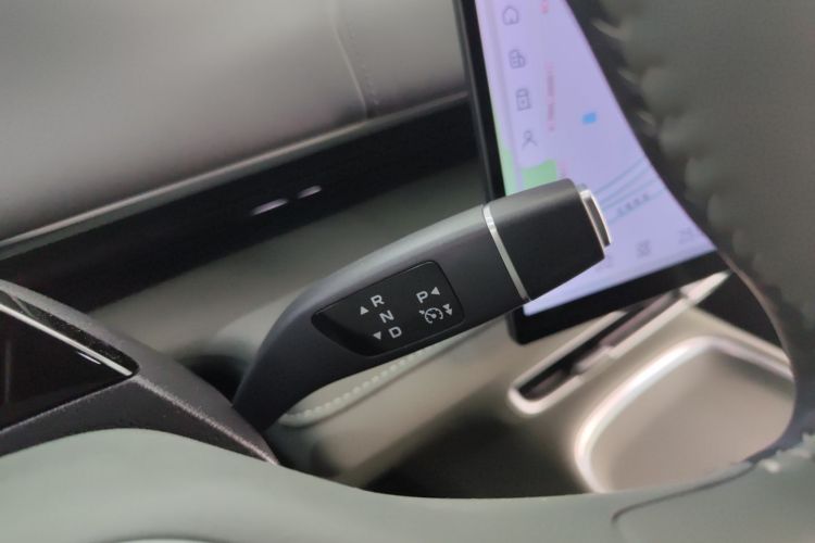 Deepal S07 2024 image de voiture #18