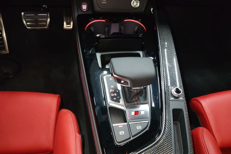 Audi S4 2023 imagem de carro #18