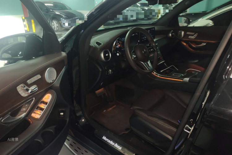 Mercedes-Benz GLC Class 2020 car image #18