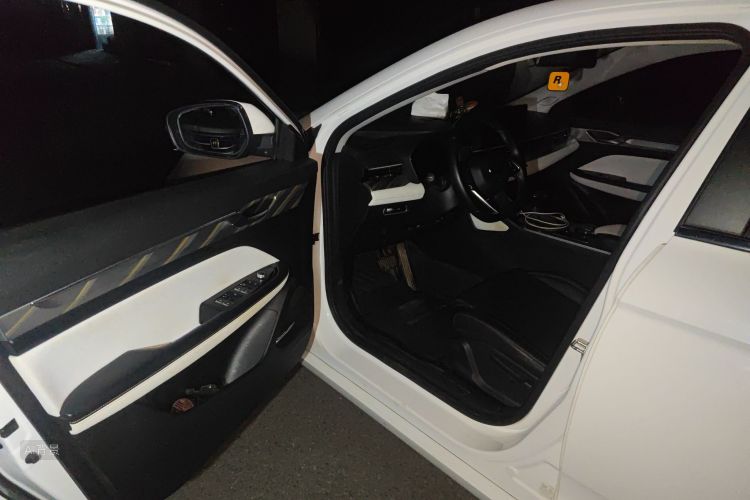 GEELY Emgrand L 2023 صورة سيارة #18