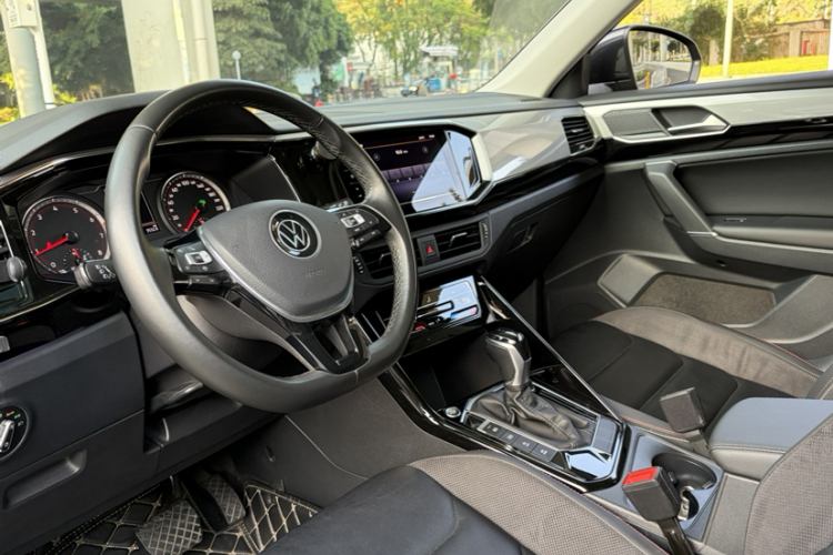 Volkswagen Tayron 2022 car image #18