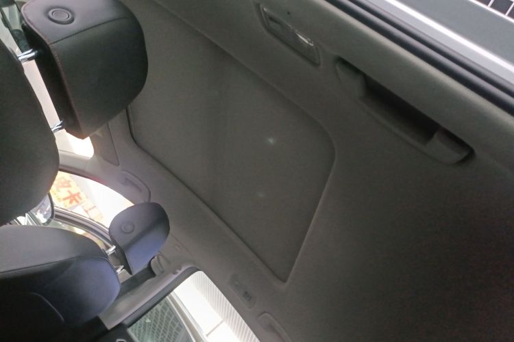 Volkswagen Tiguan X 2023 immagine di auto #18