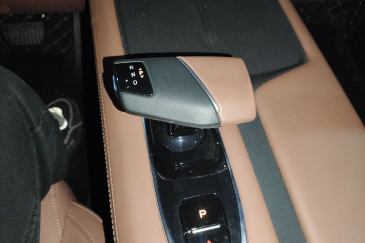 Changan UNI-Z 2024 car image #18