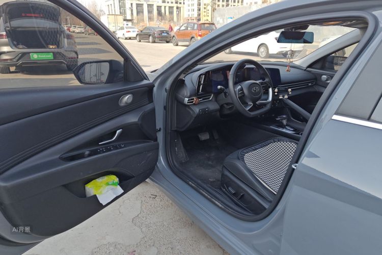 Hyundai Elantra 2022 imagen de coche #18