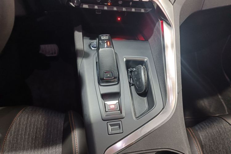 标致 标致4008 2017 汽车图片 #18