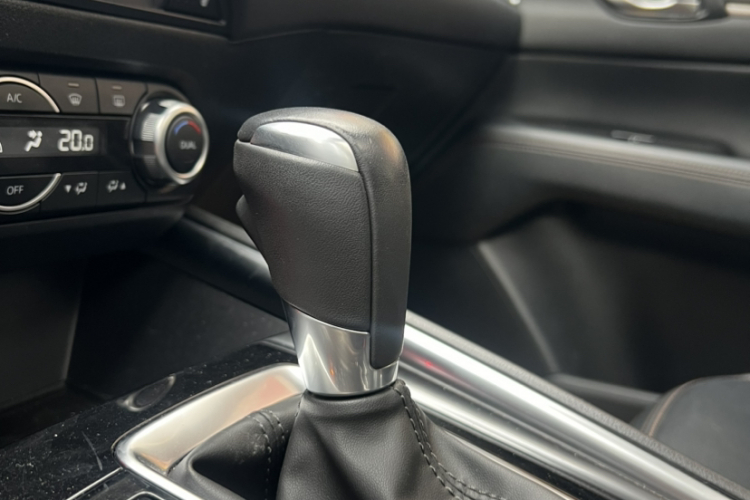 Mazda CX-5 2019 car image #18