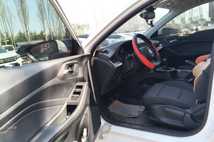 MG 5 2025 car image #18