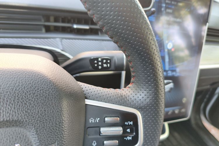 哪吒汽车 哪吒AYA 2024 汽车图片 #18