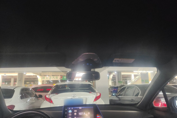 Toyota Izoa 2020 car image #18