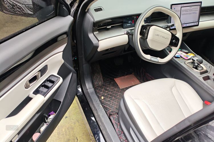 Jetour Dashing 2023 car image #18