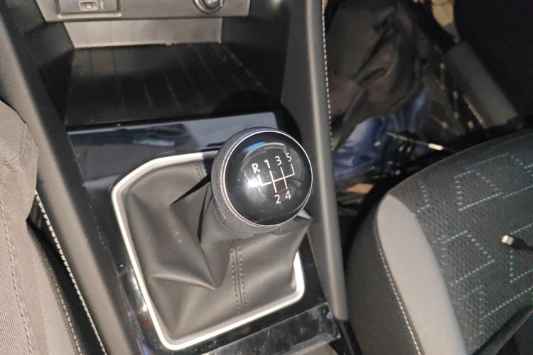 VS5 2025 immagine di auto #18