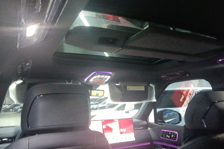 极氪 极氪9X 2026 汽车图片 #18