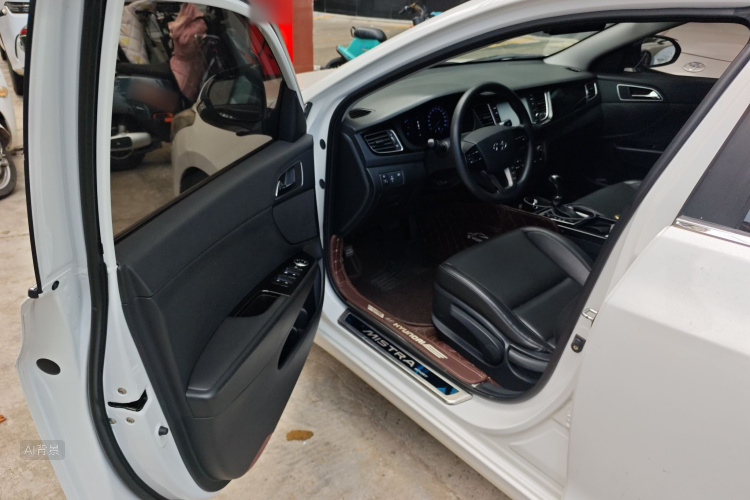 Hyundai Mistra 2016 car image #18