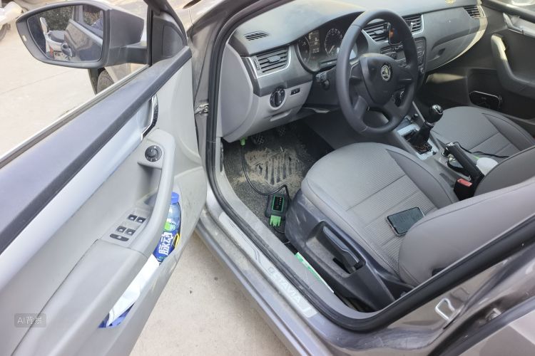 Skoda Octavia 2015 car image #18