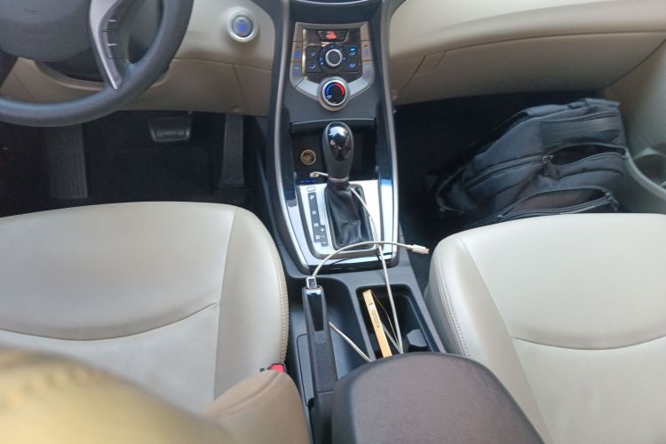 Hyundai Elantra MD 2014 car image #18