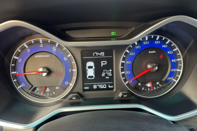 Vision X3 2018 car image #18
