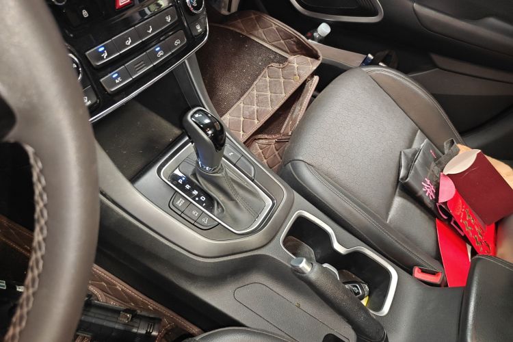 Hyundai ix35 2020 immagine di auto #18