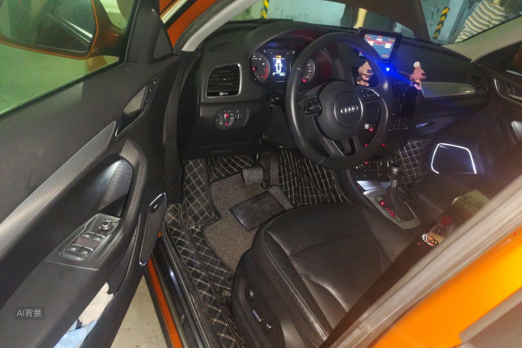 Audi Q3 2018 car image #18