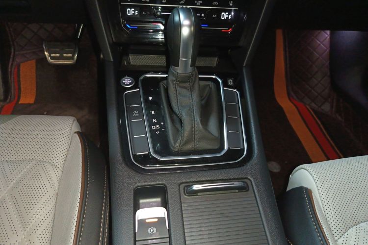 Volkswagen Magotan 2023 immagine di auto #18