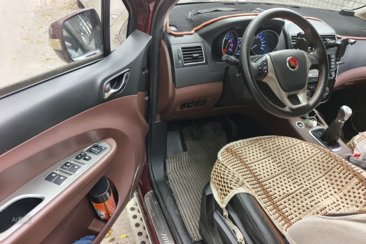 Forthing JOYEAR X5 2016 car image #18