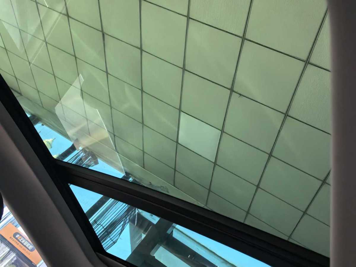 Volkswagen T-Cross 2021 #18 Volkswagen T-Cross 2021 car image #18