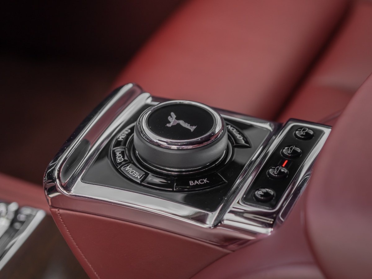 Rolls-Royce Phantom 2018 car image #18
