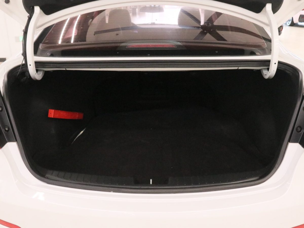 Hyundai Mistra 2017 immagine di auto #18