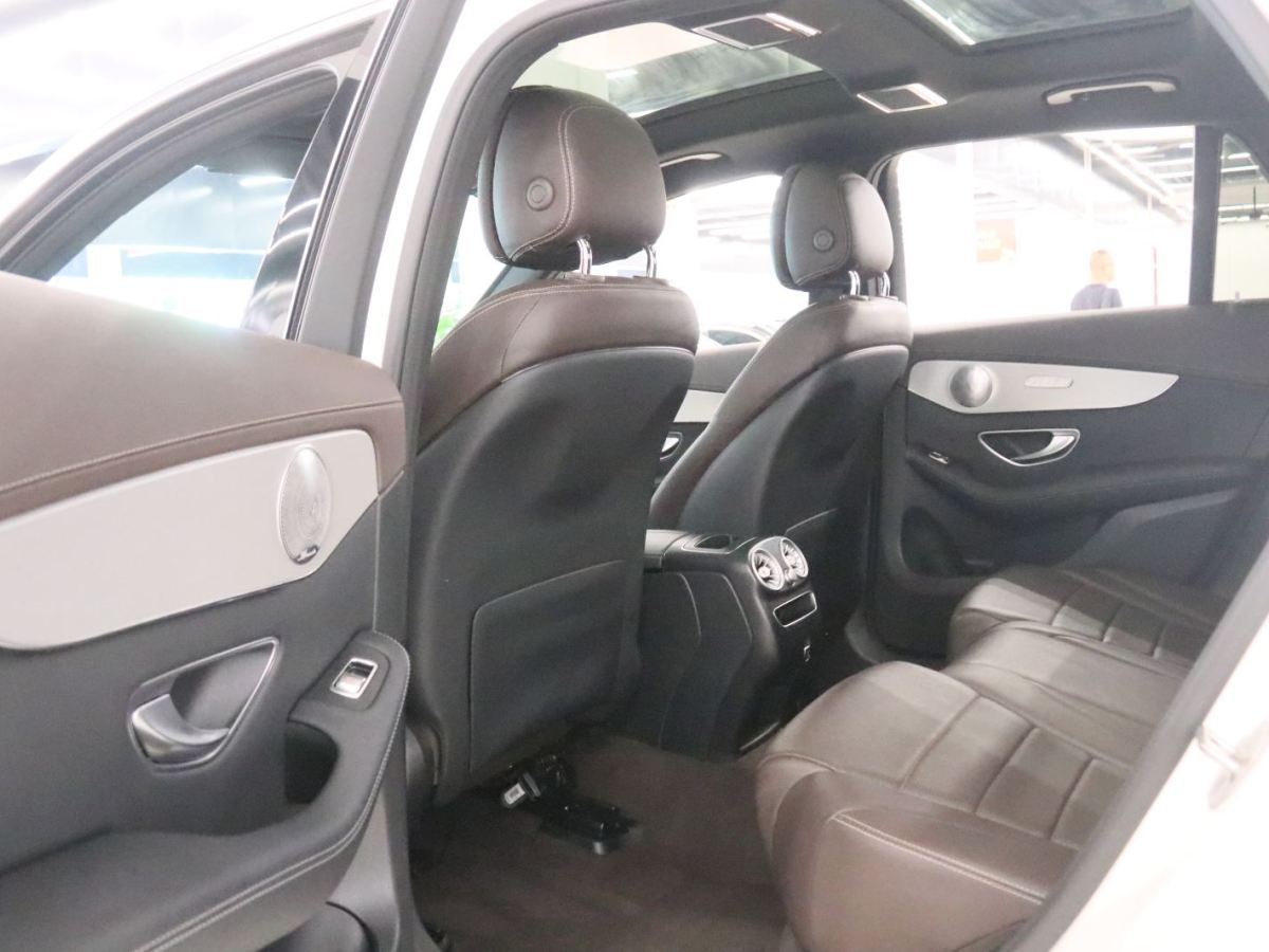 Mercedes-Benz GLC Class New Energy 2022 imagen de coche #18