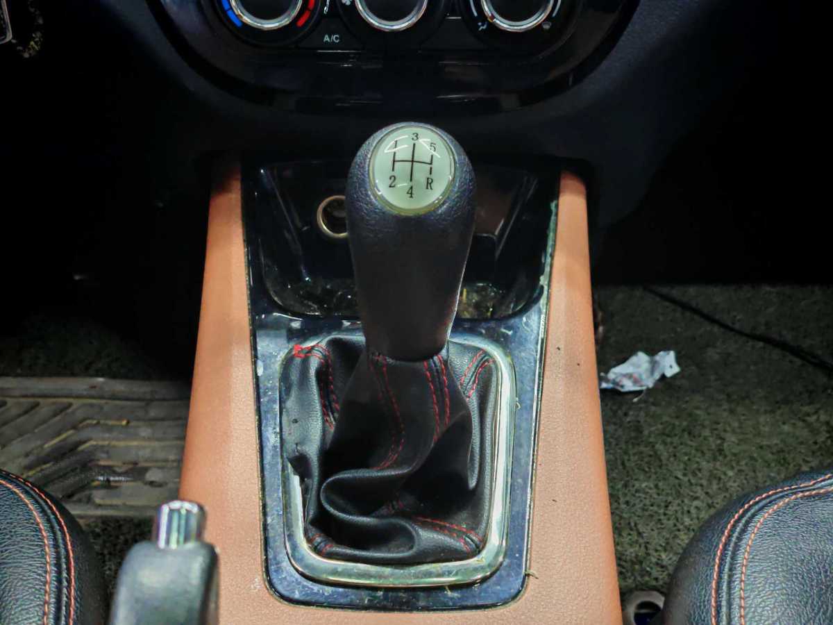 Forthing JOYEAR X3 2016 immagine di auto #18