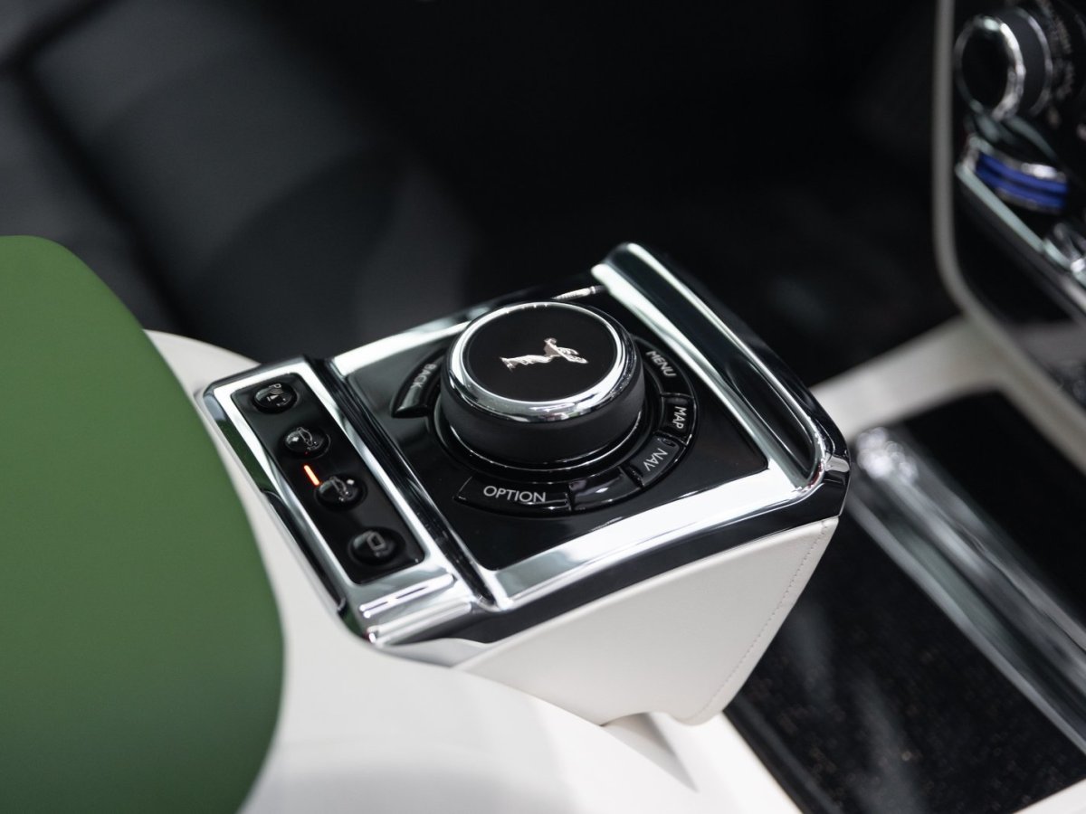 劳斯莱斯 幻影 2022 汽车图片 #18