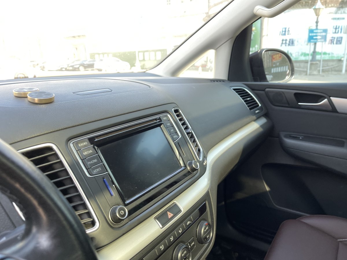 Volkswagen Sharan 2018 immagine di auto #18