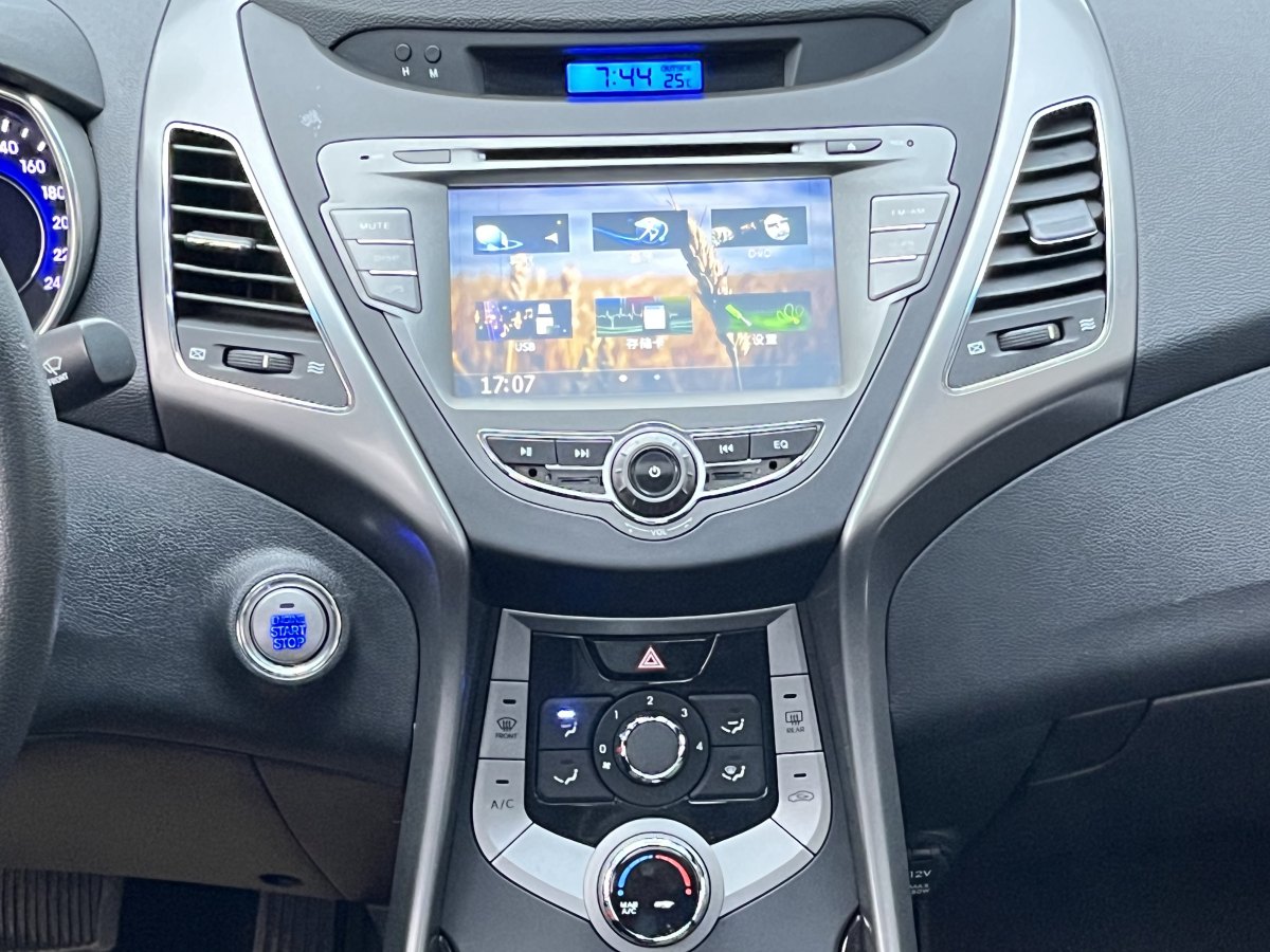 Hyundai Elantra MD 2013 car image #18