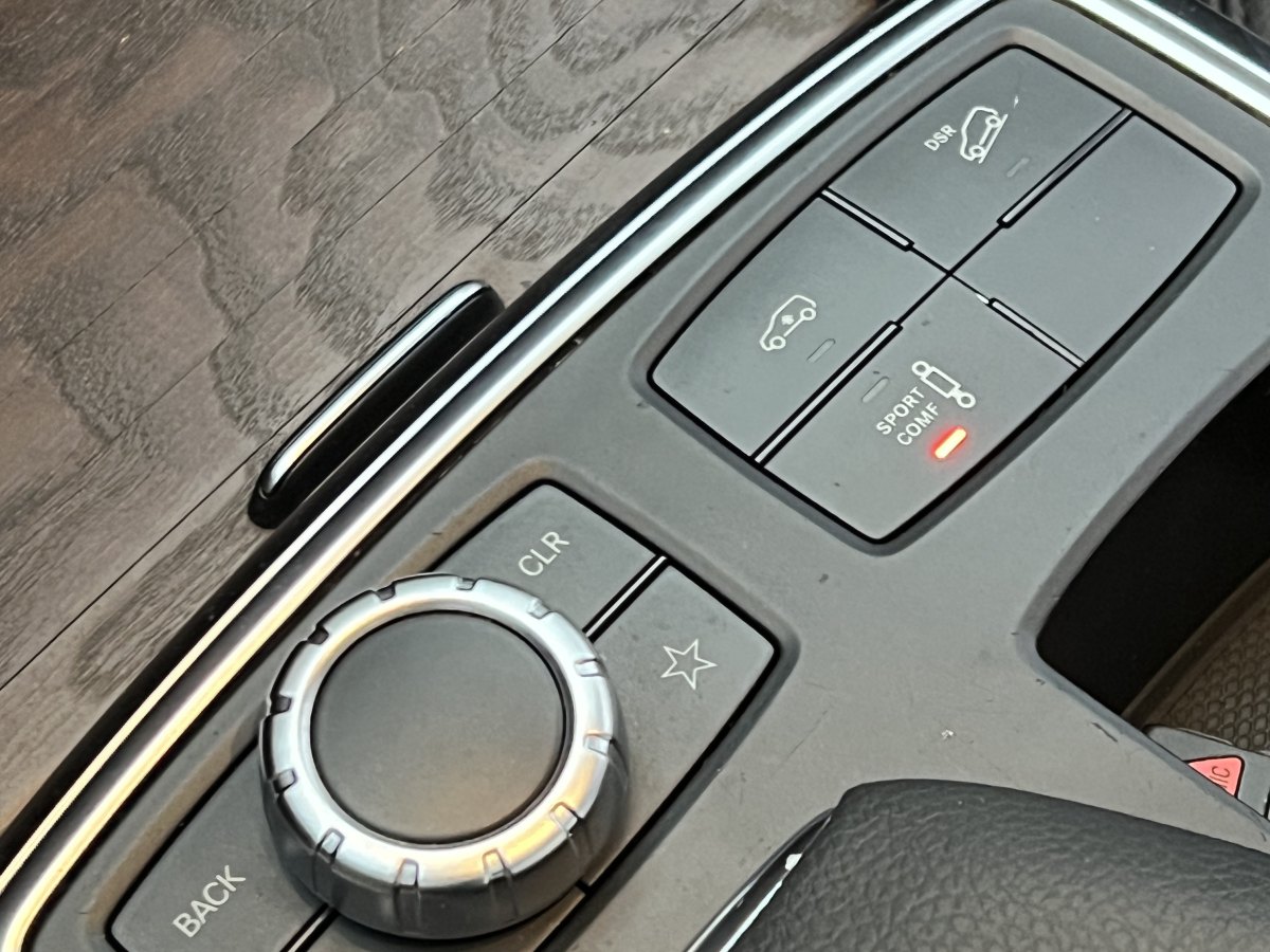 Mercedes-Benz GL Class 2015 #18 Mercedes-Benz GL Class 2015 car image #18