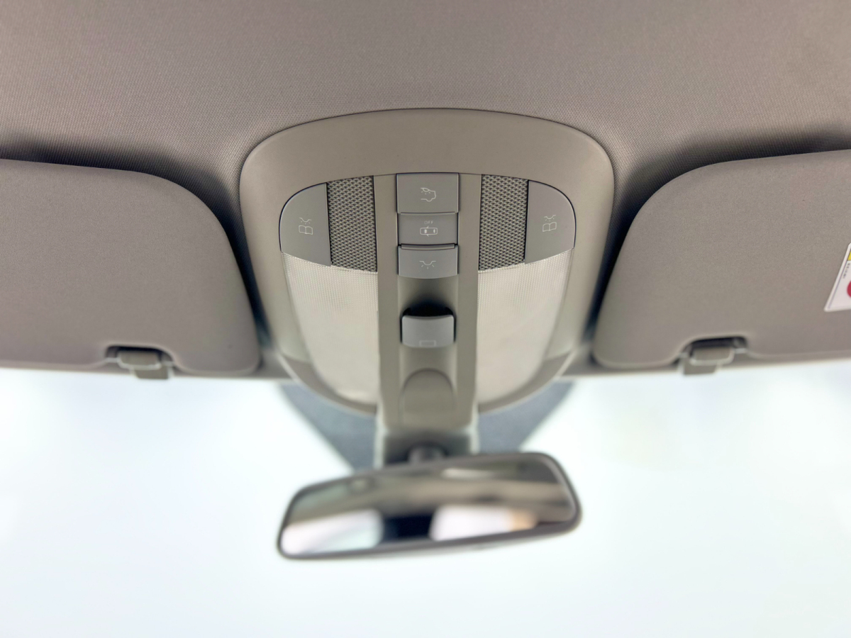 Mercedes-Benz R Class 2015 #18 Mercedes-Benz R Class 2015 car image #18