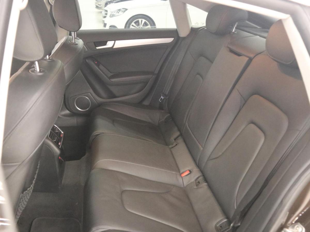 Audi Q6L Sportback e-tron 2012 immagine di auto #18