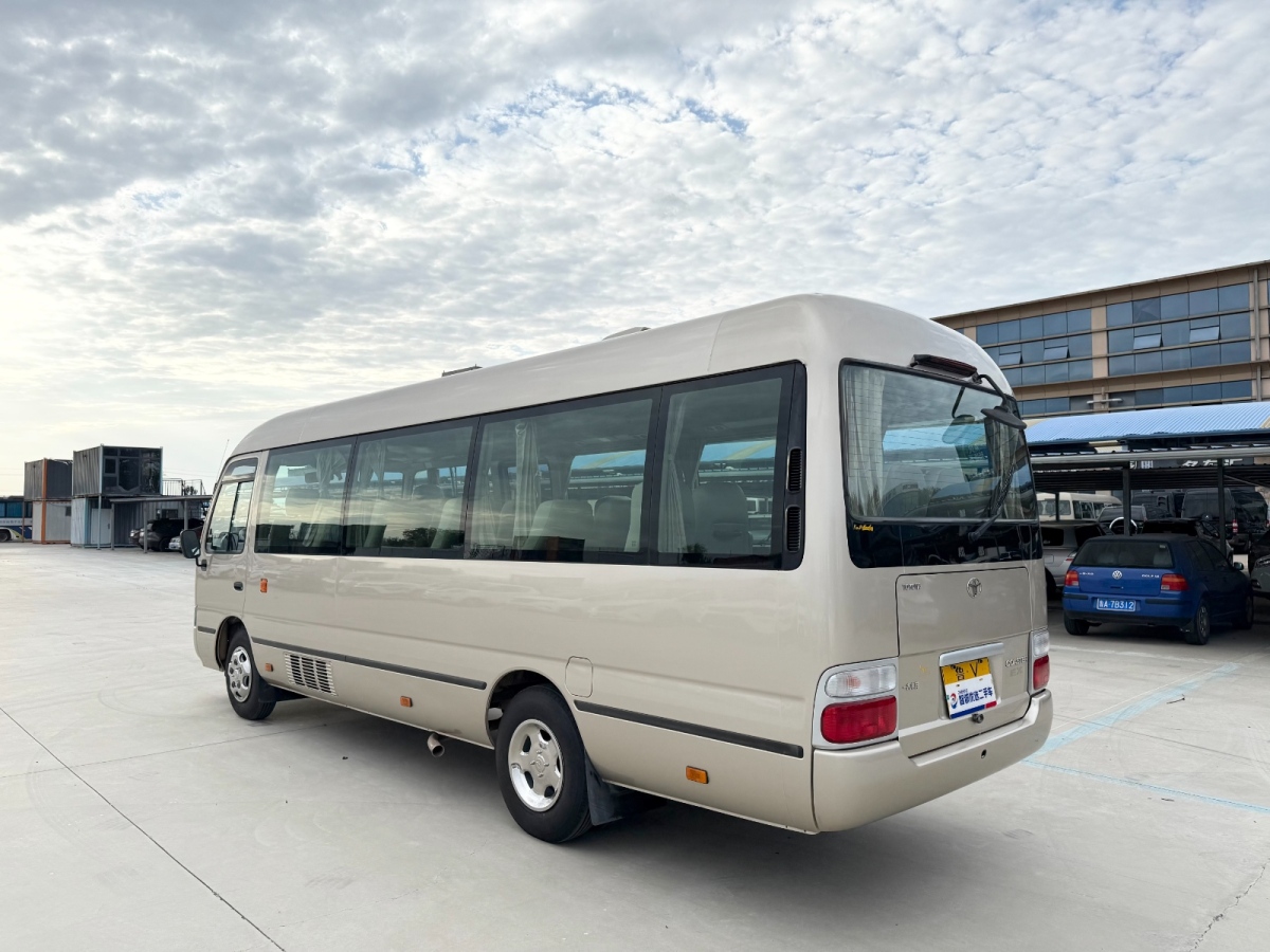 Toyota Coaster 2010 #18 Toyota Coaster 2010 imagen de coche #18