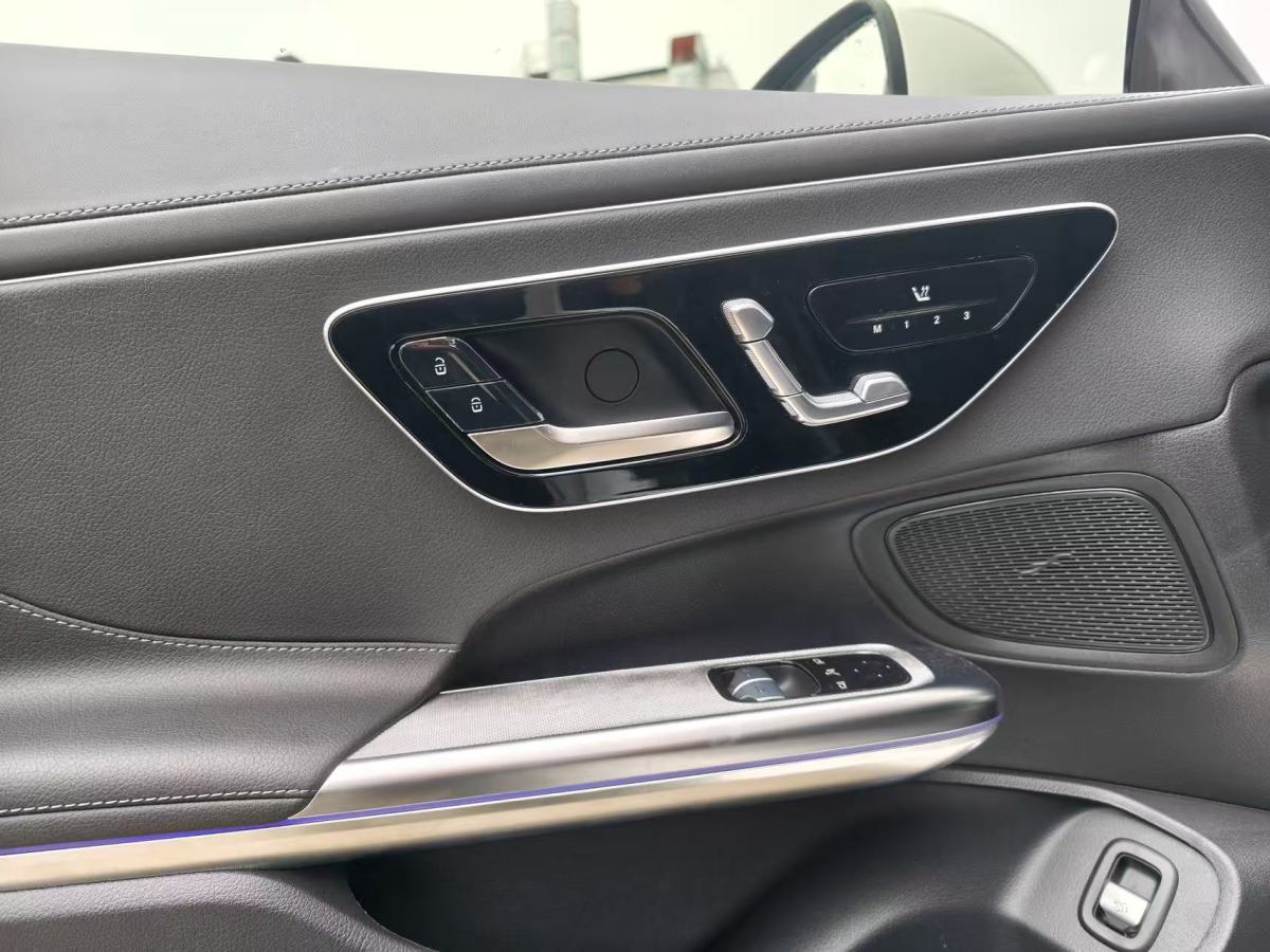 Mercedes-Benz CLE Class 2024 car image #18