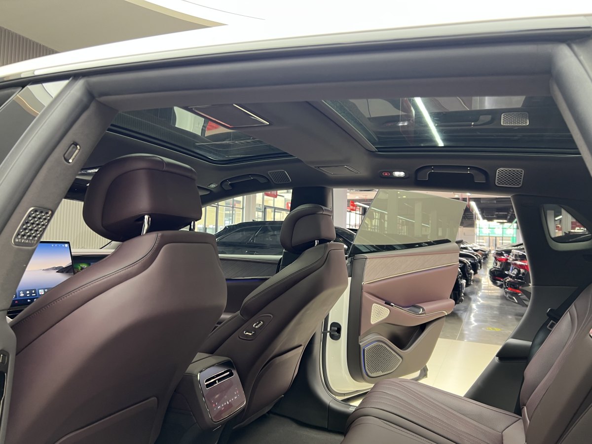 Denza Z9GT 2024 #18 Denza Z9GT 2024 car image #18