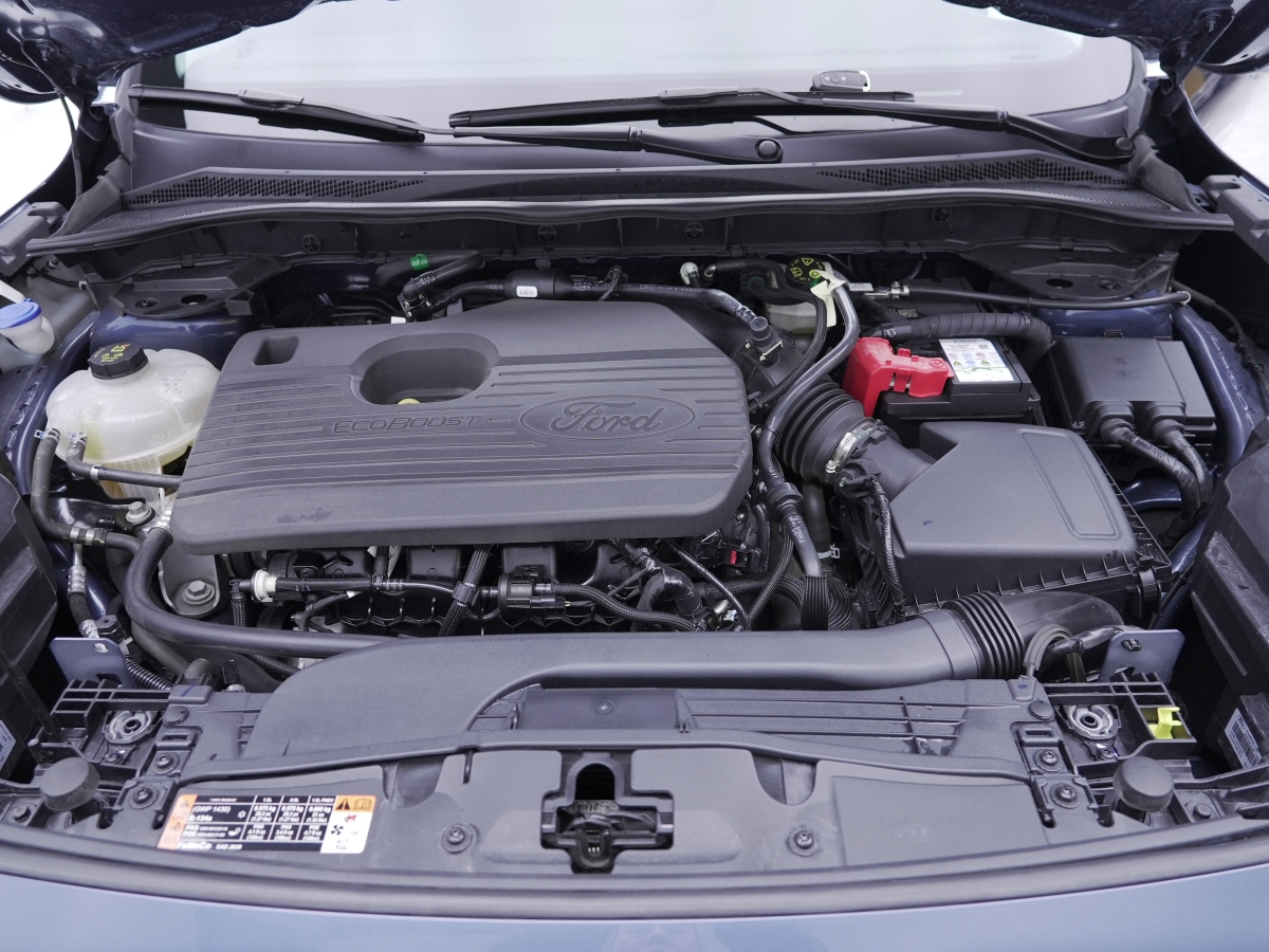 Ford Escape 2023 immagine di auto #18