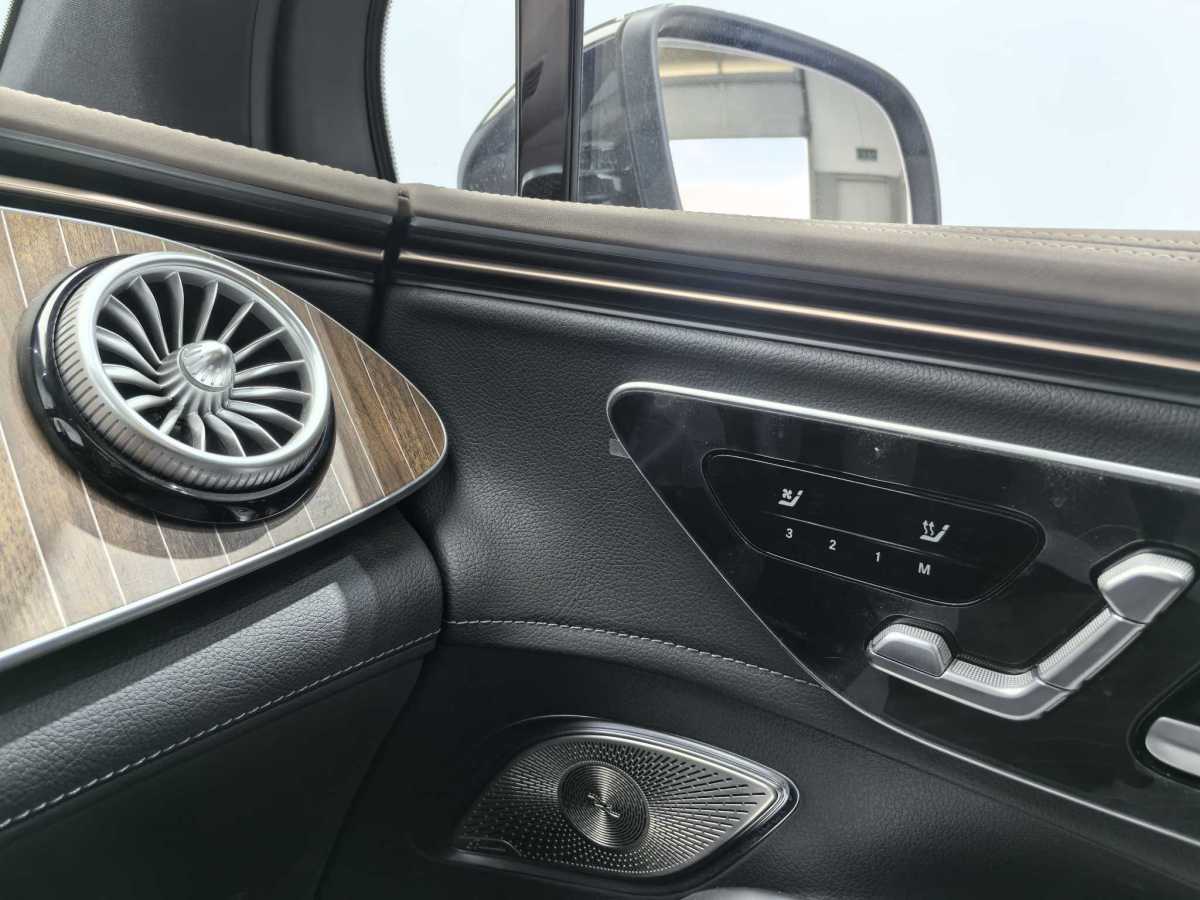 Mercedes-Benz EQE SUV 2024 imagem de carro #18