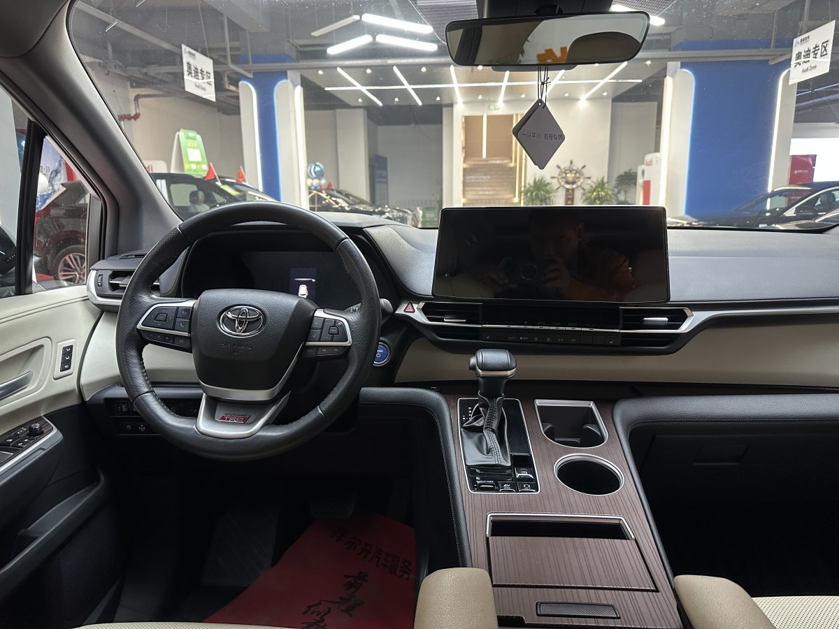 Toyota Granvia 2024 #18 Toyota Granvia 2024 immagine di auto #18