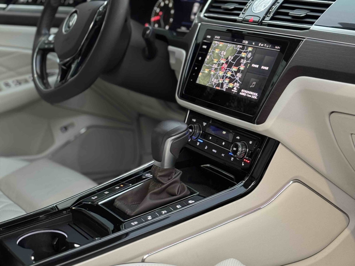 Volkswagen Phideon 2022 immagine di auto #18