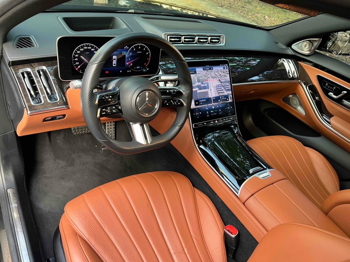 Mercedes-Benz GL AMG 2023 immagine di auto #18