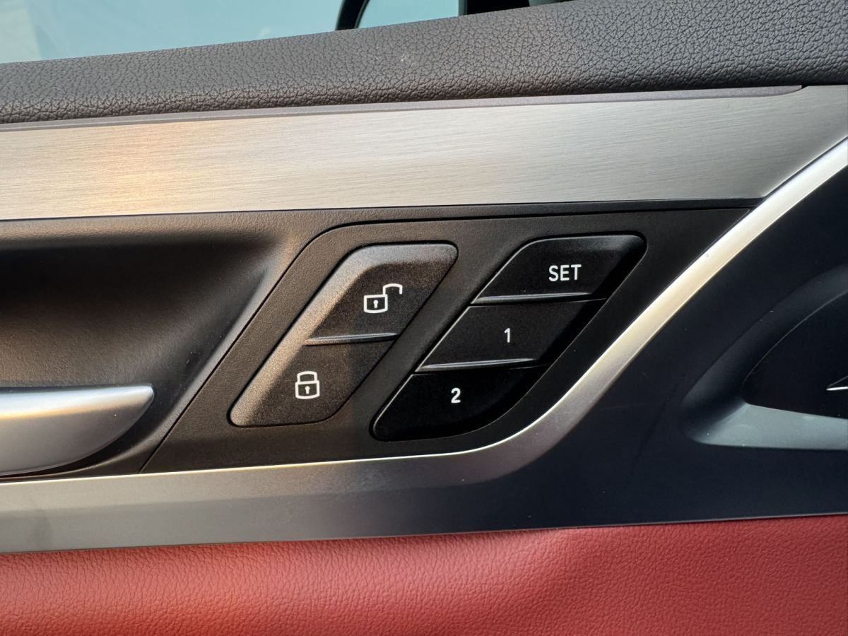 BMW X4 2022 صورة سيارة #18